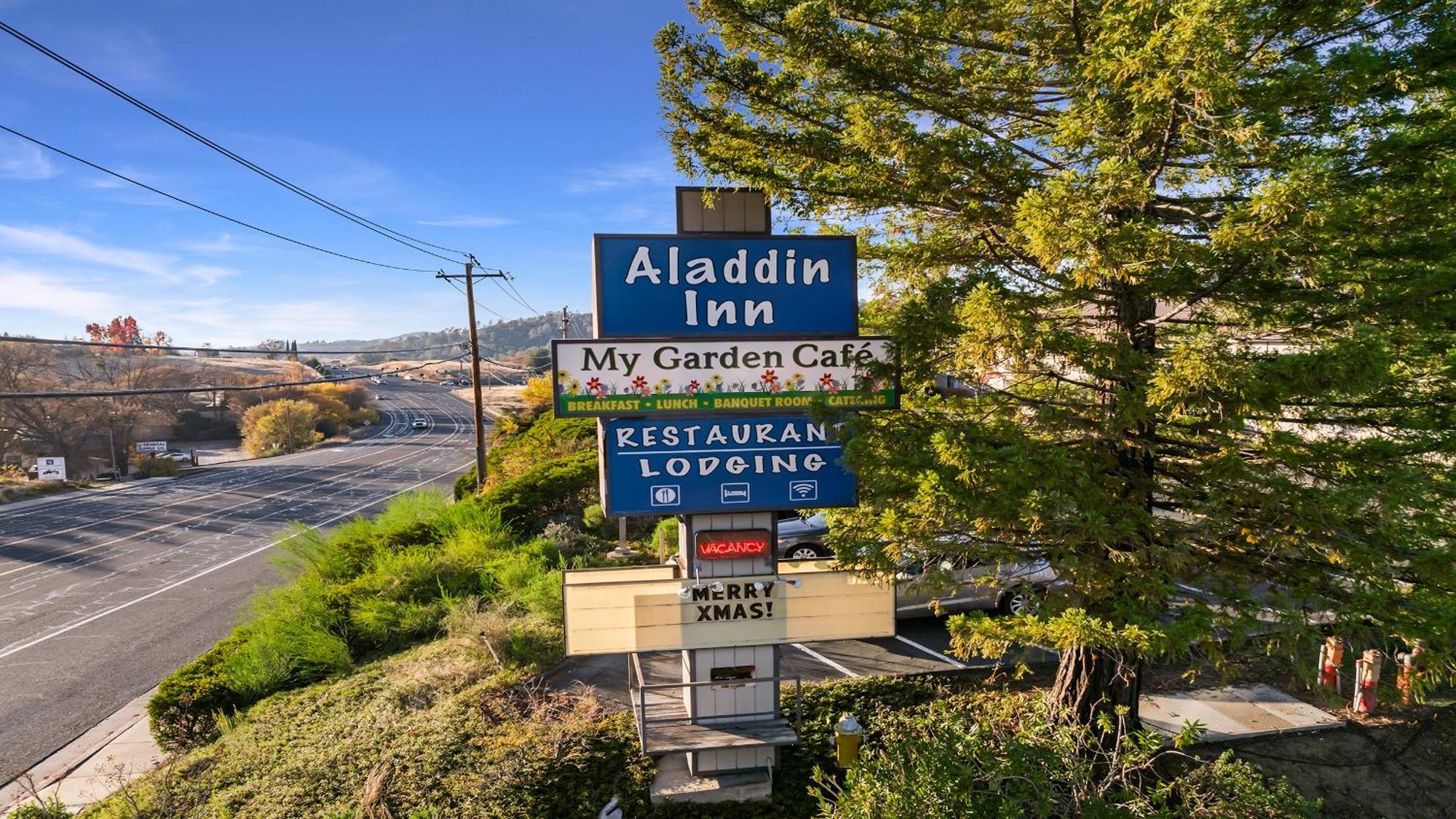Aladdin Motor Motel