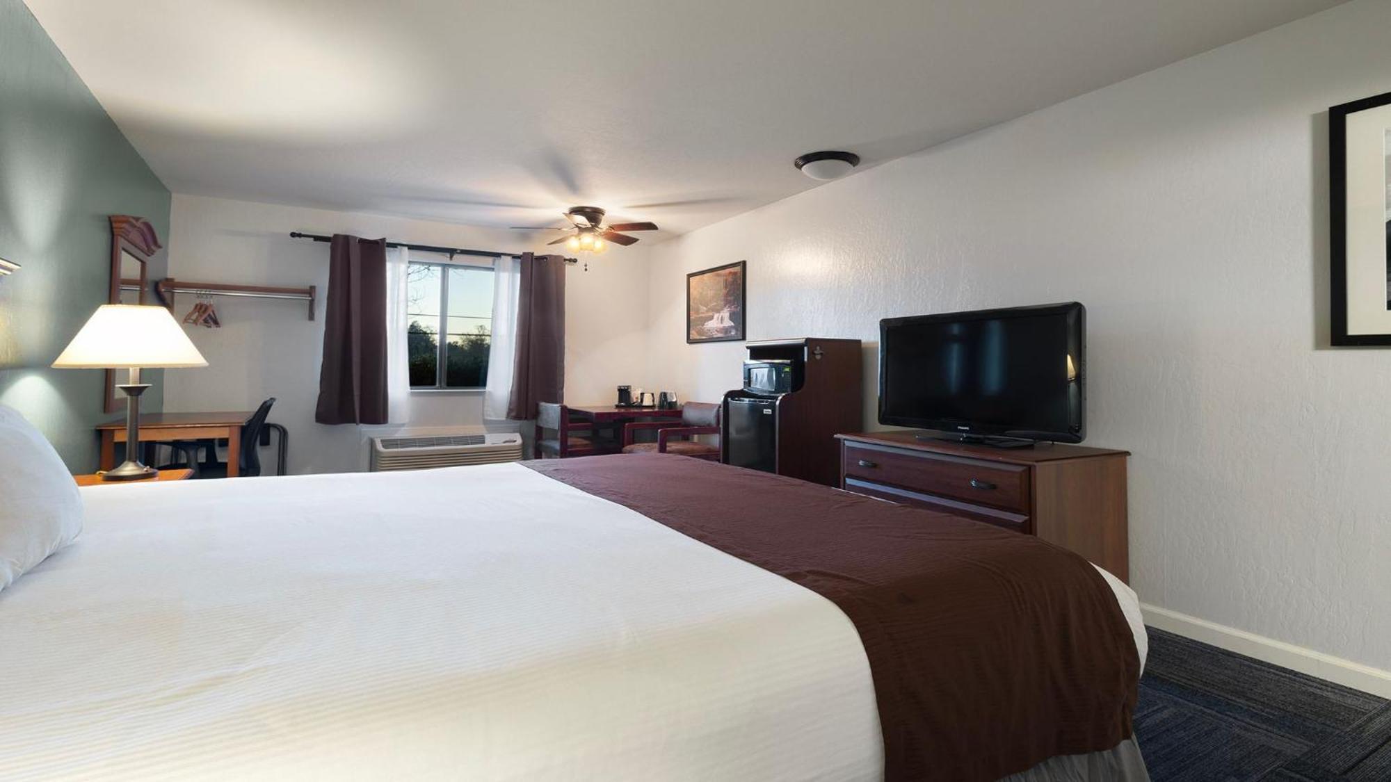 Aladdin Motor Motel Sonora